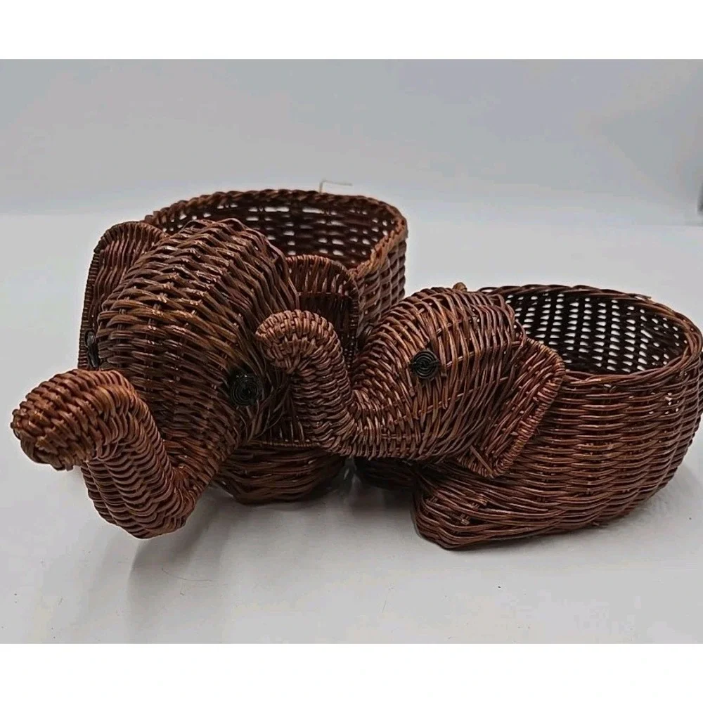 Vintage Woven Pair of Elephants Boho Safari Jungle Whimsical Cute Animal Baskets